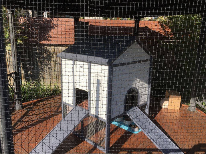Stone Reinforced Edge Cat Netting Rolls | Balcony & Catio USA | Catnetting