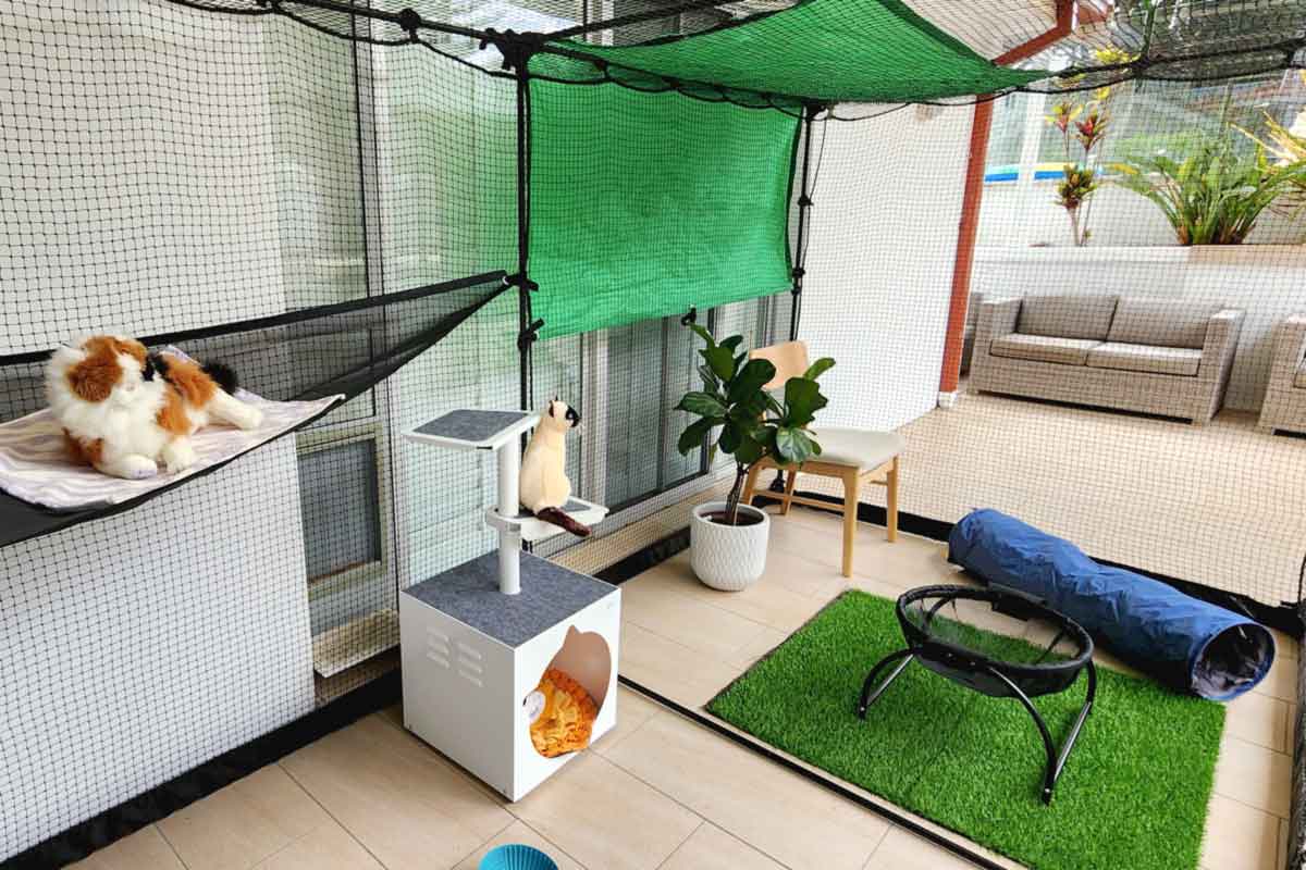 Premium portable cat enclosure sale